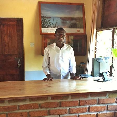 Outpost Lodge Arusha Esterno foto