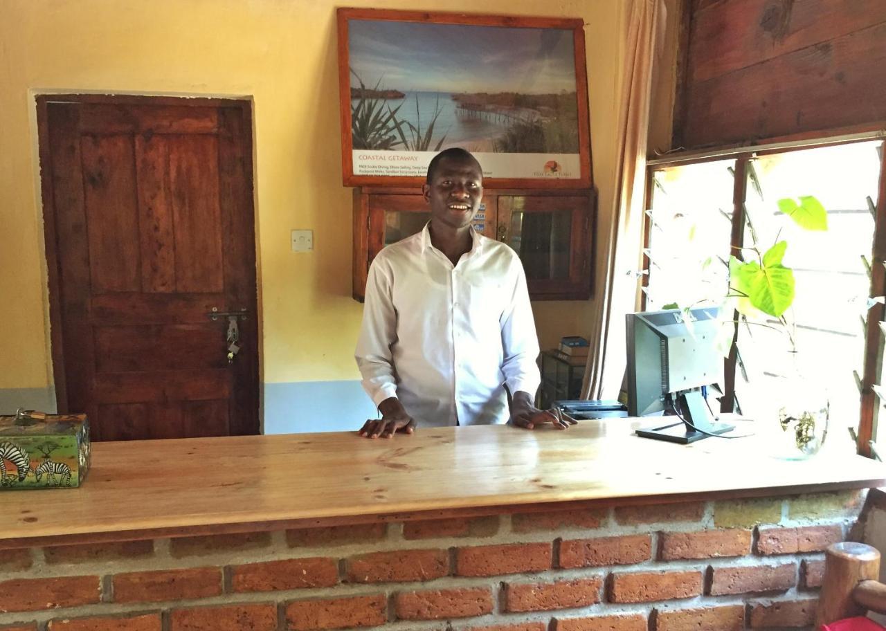Outpost Lodge Arusha Esterno foto